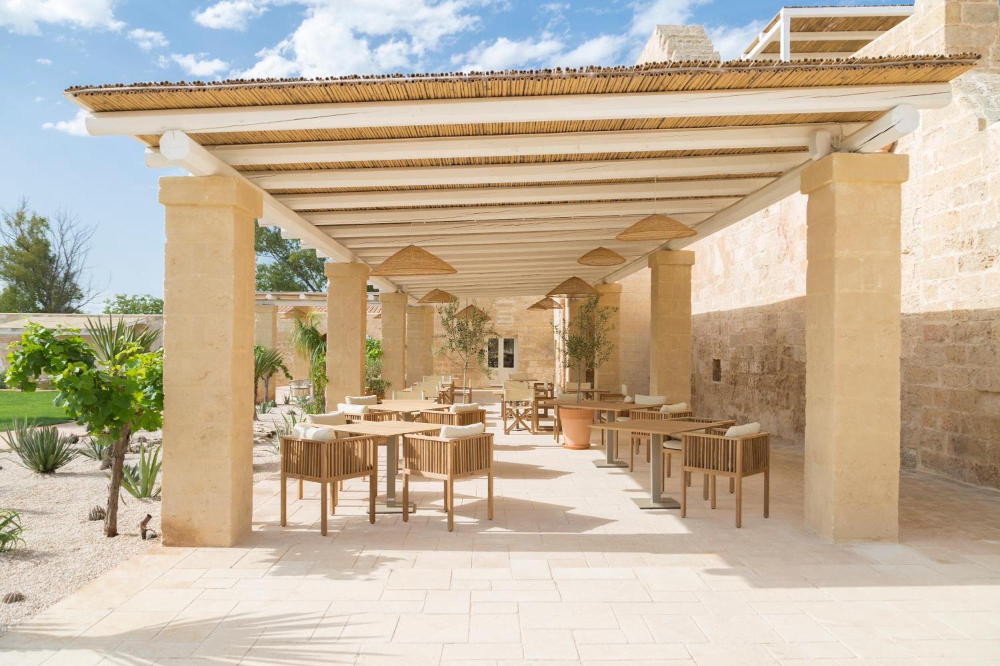 Masseria Donna Menga - The Leading Hotels Of The World Torre Lapillo Exterior photo