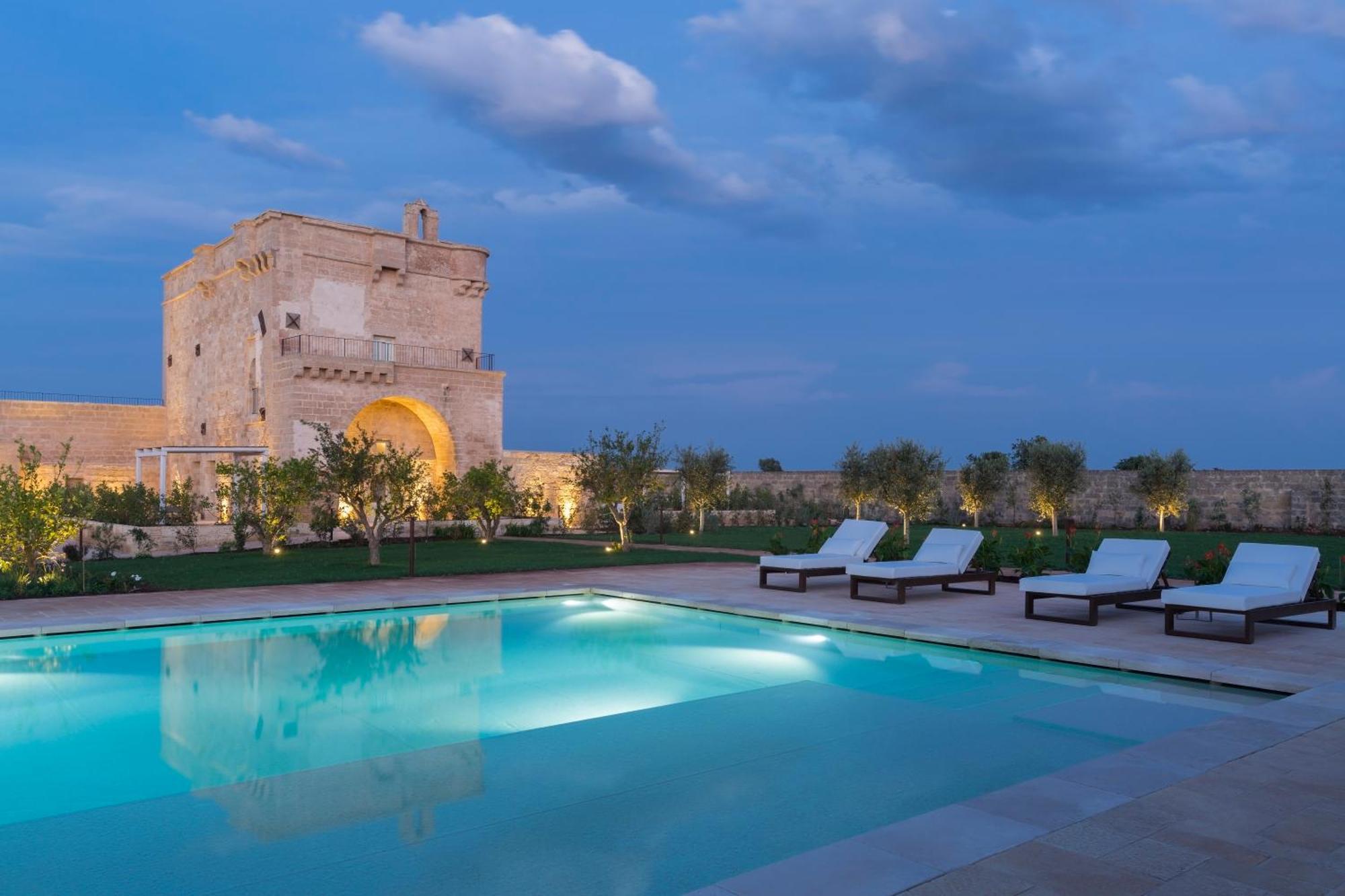 Masseria Donna Menga - The Leading Hotels Of The World Torre Lapillo Exterior photo